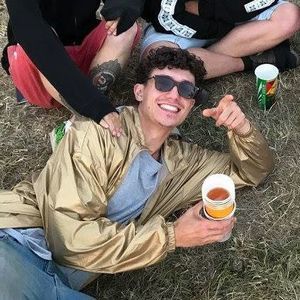 Meet your Posher, Christian